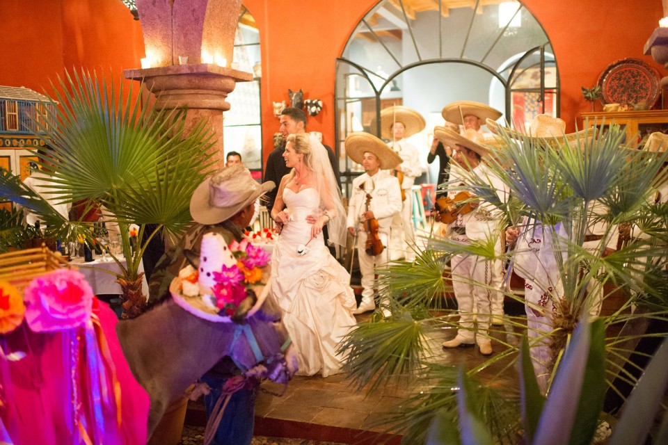 Wedding photography by Jonathan Roberts in San Miguel de Allende, Mexico