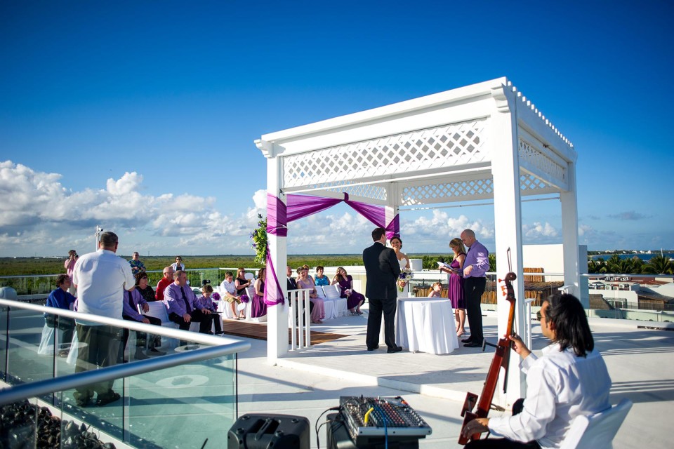 Wedding photography by Jonathan Roberts in Cabo San Lucas, Mexico